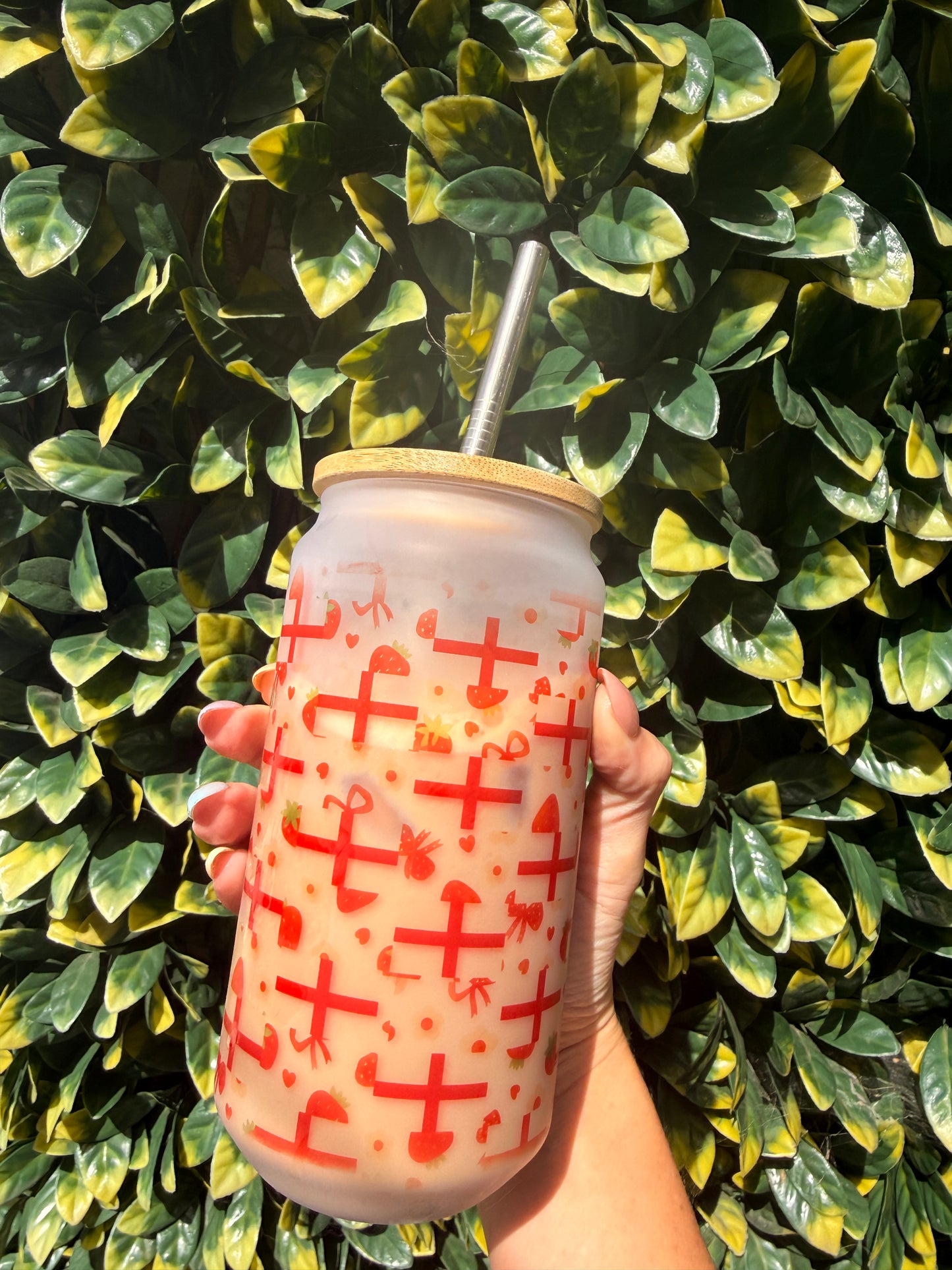 England Strawberry Frosted Glass Tumbler, 18oz